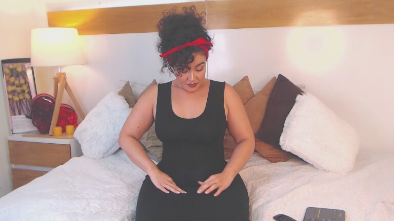 SeleneRisso's Streamate show and profile