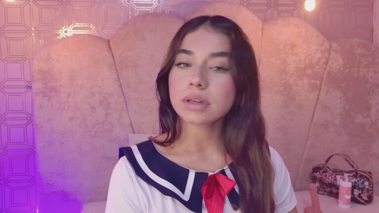 zuerosse18's Streamate show and profile