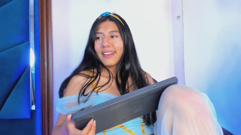 CarlyCarla's Streamate show and profile