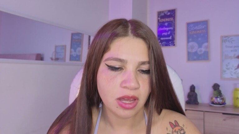 blueehazell18's Streamate show and profile