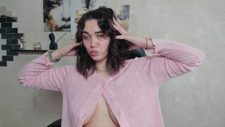 GlamNova's Streamate show and profile