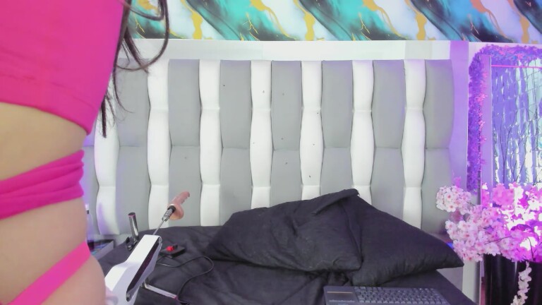 DiazIsa_s's Streamate show and profile