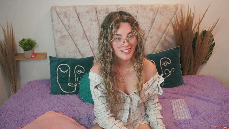 IamAbbi's Streamate show and profile