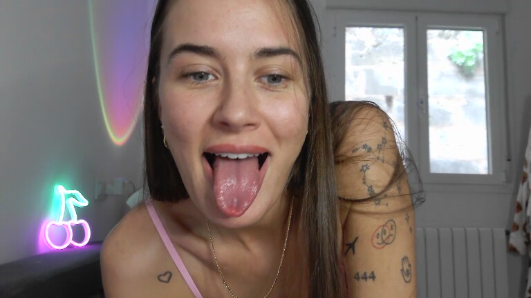 Cherry_Blaze_UK's Streamate show and profile