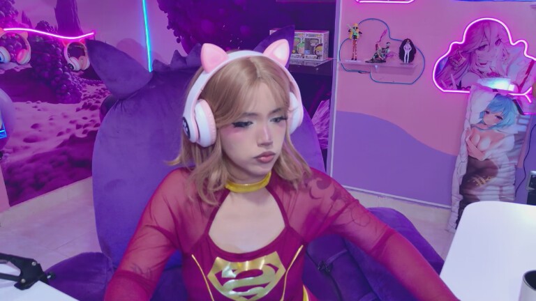 SariMiller's Streamate show and profile