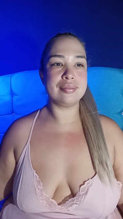 Anna_Love69's Streamate show and profile