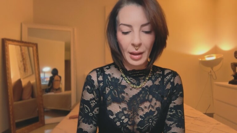 ChloeXsecret's Streamate show and profile