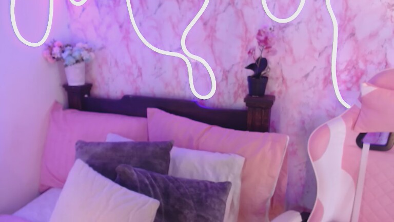 LucyanaSilva's Streamate show and profile