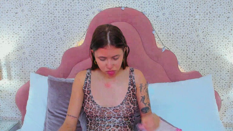 AriadnaOwenss's Streamate show and profile