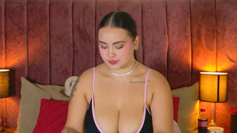 Evelin_Lombardi's Streamate show and profile