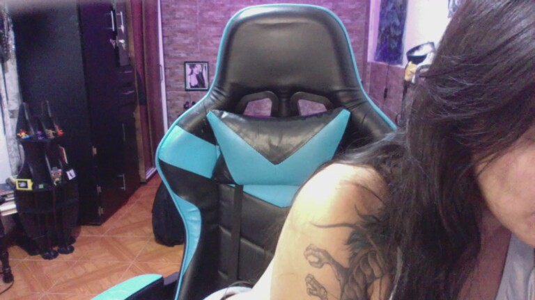 AngelaQuen's Streamate show and profile