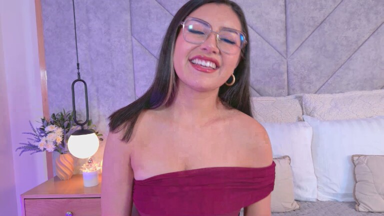 IsaRose's Streamate show and profile