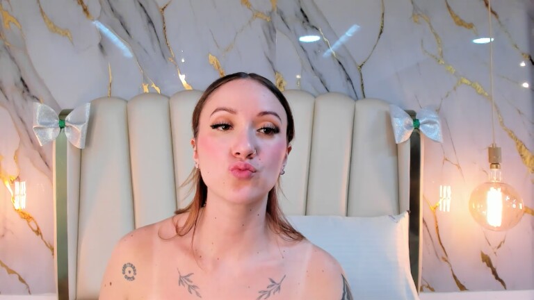 HannahLane's Streamate show and profile