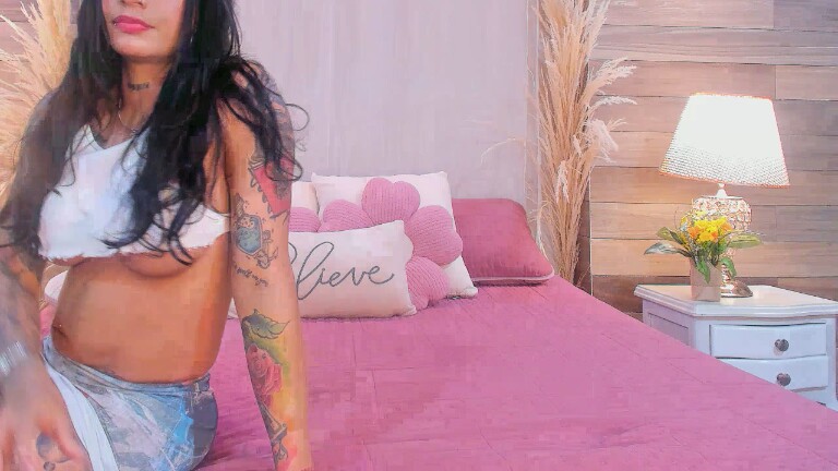 BrisaEvans's Streamate show and profile