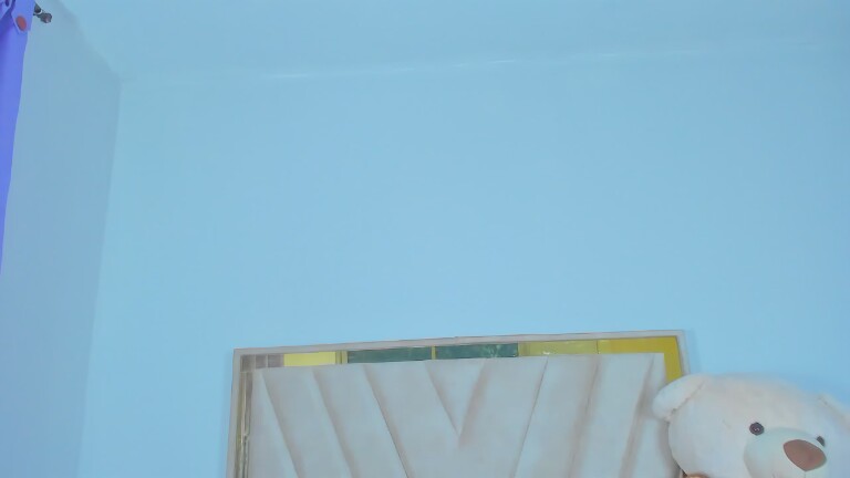 Nahomy_vatch's Streamate show and profile