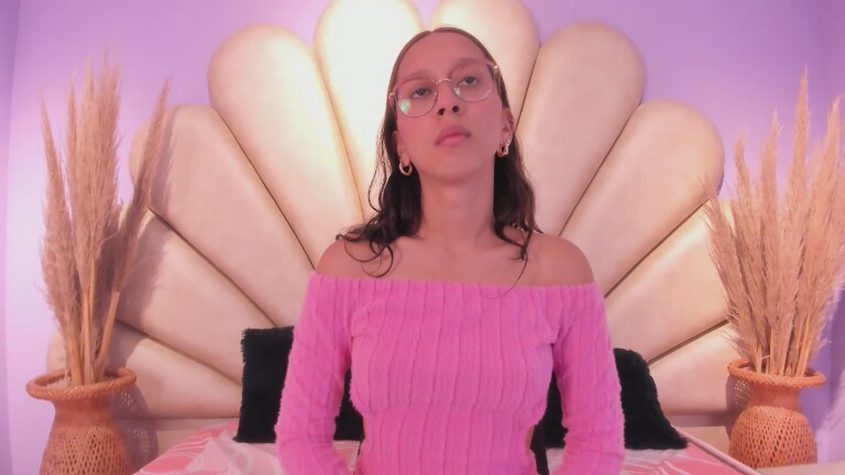 LuunaFire's Streamate show and profile