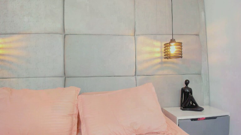 JessCastillo's Streamate show and profile