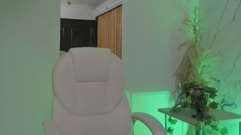 ViolettaThonsomS's Streamate show and profile