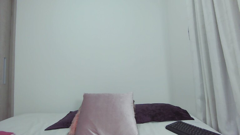 AllysonDiiamond's Streamate show and profile