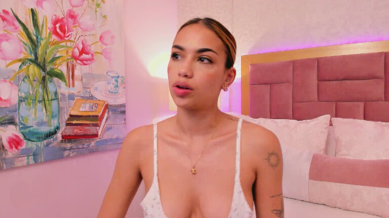 AnnieAdaams's Streamate show and profile