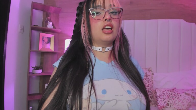 MaddieWaves's Streamate show and profile