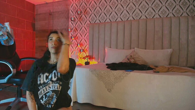 Emma_Lunny's Streamate show and profile