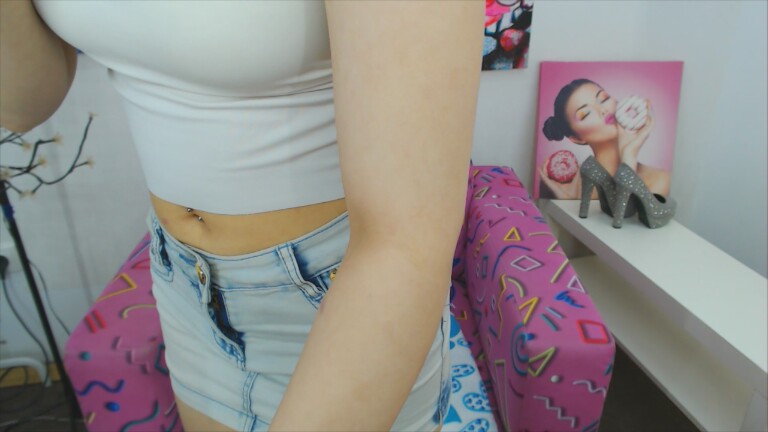 ArinaBelly's Streamate show and profile