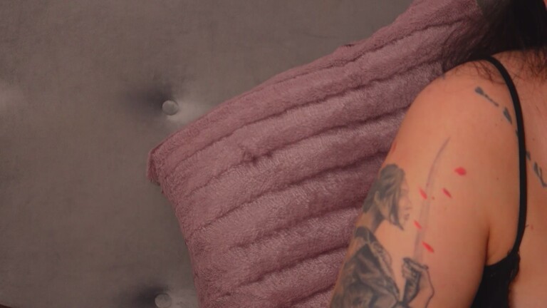 TanyaKross's Streamate show and profile