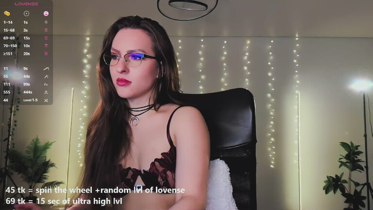 Alicia_x_art's Streamate show and profile