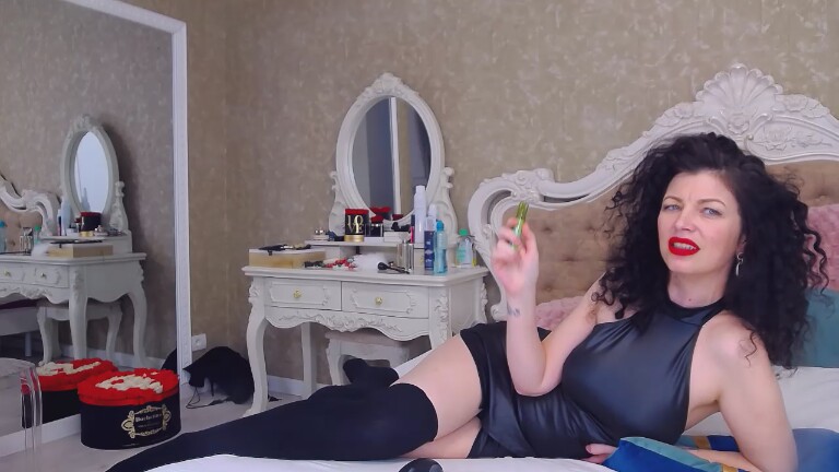 NataliaRed's Streamate show and profile