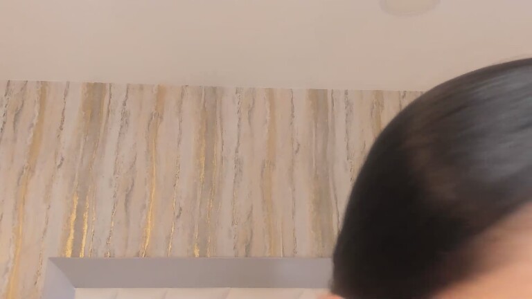 Sara_Hanniston's Streamate show and profile