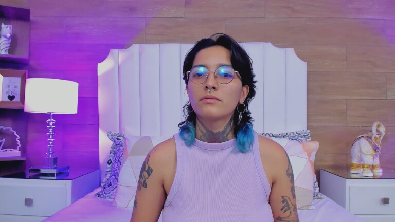 AmyRavens's Streamate show and profile