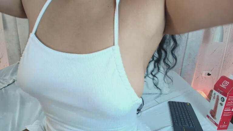 BETTY_BOOGB's Streamate show and profile