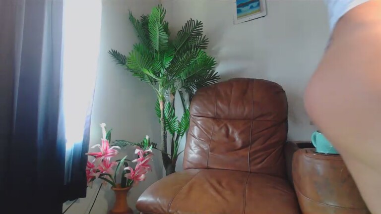 HottLatina69's Streamate show and profile