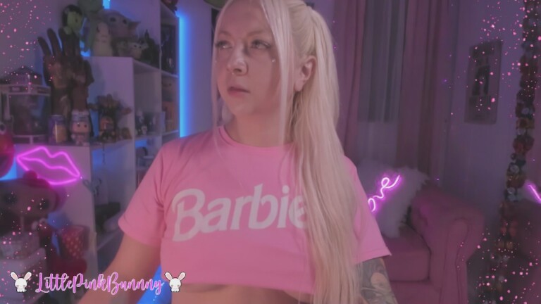 LittlePinkBunnny's Streamate show and profile