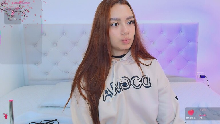 MishGald's Streamate show and profile