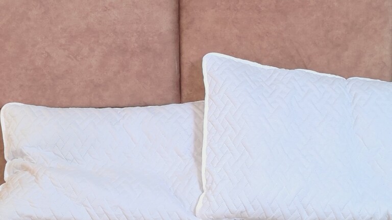 AlanaPierce's Streamate show and profile