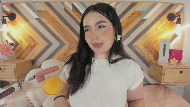 ZairaCleef's Streamate show and profile