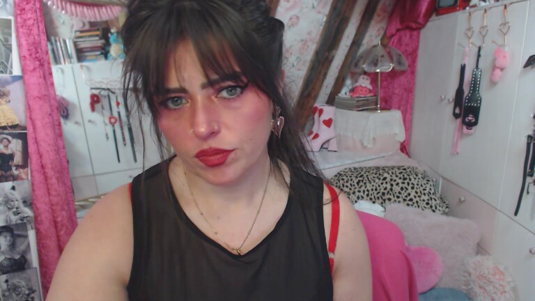 ChristinaCastalia's Streamate show and profile