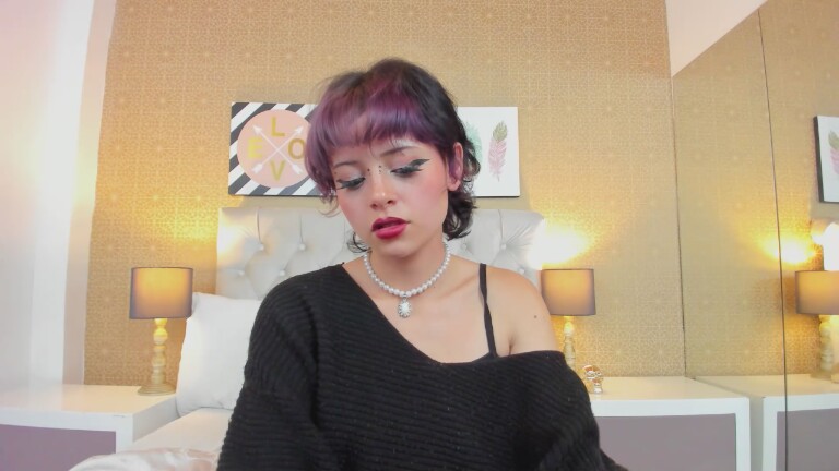 VioletteClain's Streamate show and profile