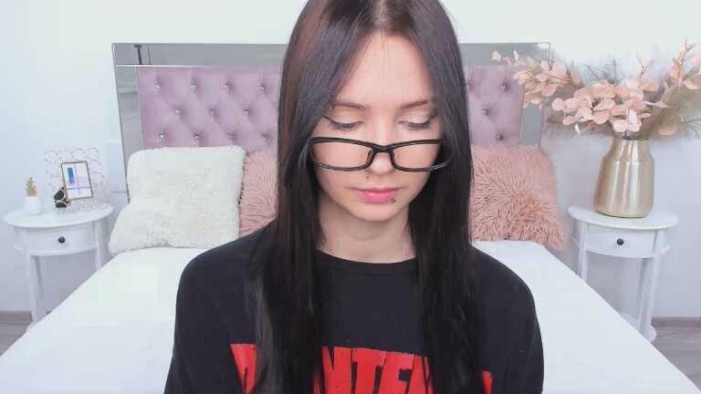 Crelly's Streamate show and profile