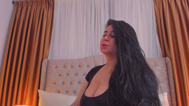 MiaKurts's Streamate show and profile