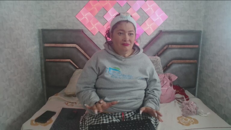 SamanthaSyed's Streamate show and profile