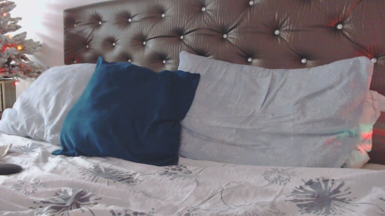 The_Liya's Streamate show and profile