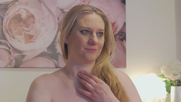 JoleneMegann's Streamate show and profile