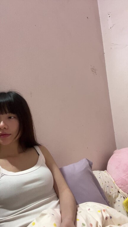 Helen018's Streamate show and profile