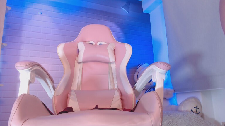 CHRISTIE_MAC19's Streamate show and profile