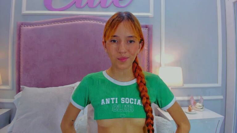 LeaThomsonn's Streamate show and profile