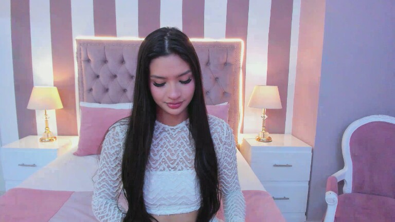 AuraClark's Streamate show and profile