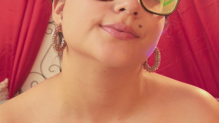 HaileyBunny_18's Streamate show and profile